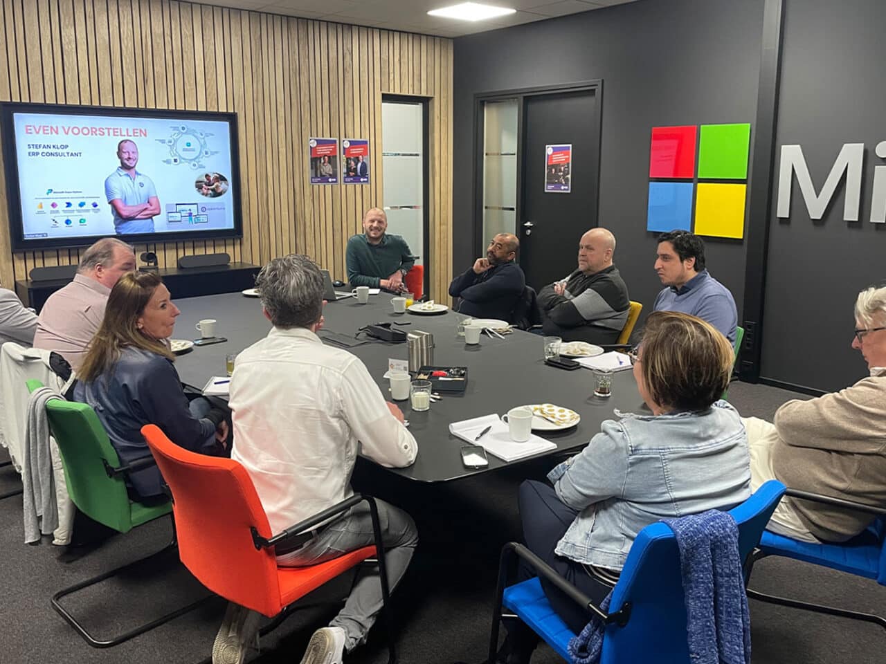 Binnen kijken bij WSB - eerste etage lunchsessie in Microsoft Room