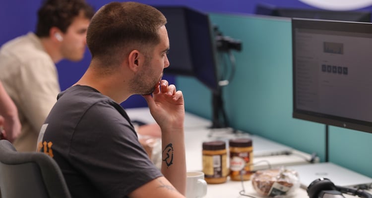 Rewst automatisering in dienst uit dienst medewerkers